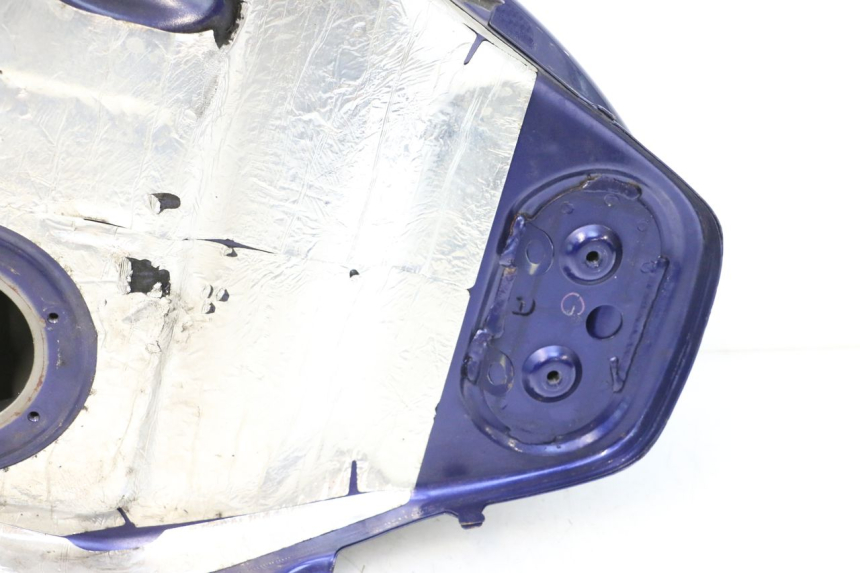 photo de DEPOSITO FUEL YAMAHA FJR 1300 (2001 - 2005) - Primer plano técnico