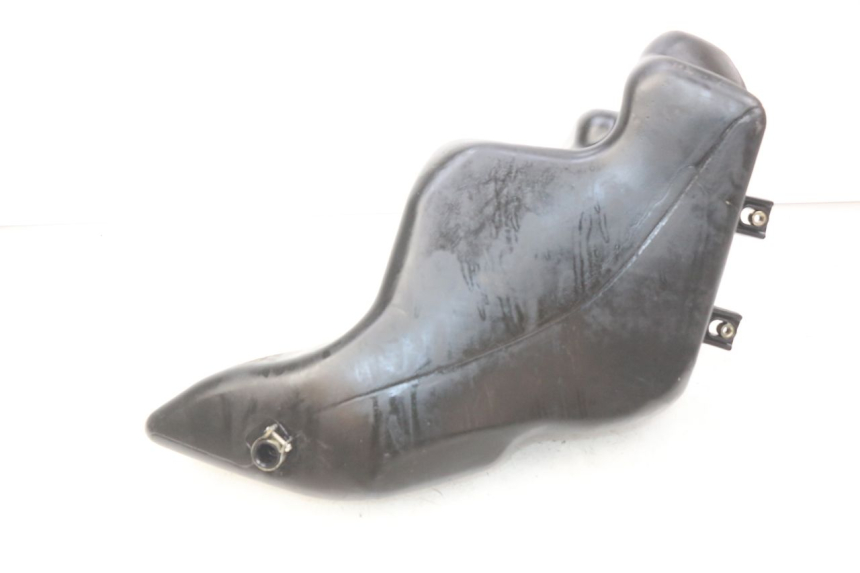 photo de DEPóSITO DE COMBUSTIBLE PIAGGIO FLY 2T 50 (2004 - 2017) - Detalle de la pieza