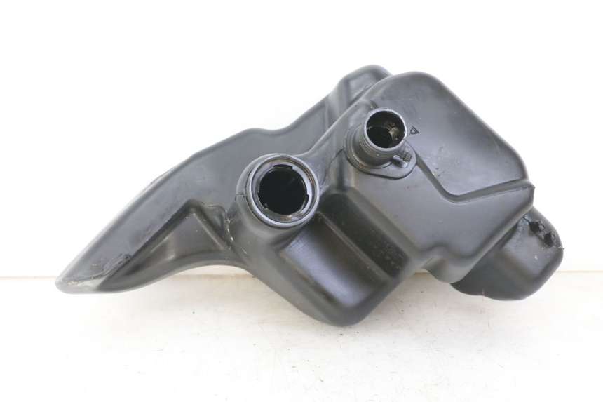 photo de DEPóSITO DE COMBUSTIBLE PIAGGIO FLY 2T 50 (2004 - 2017) - Zoom estado de uso