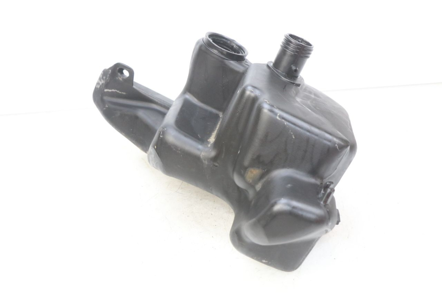 photo de DEPóSITO DE COMBUSTIBLE PIAGGIO FLY 100 (2006 - 2010) - Otra perspectiva