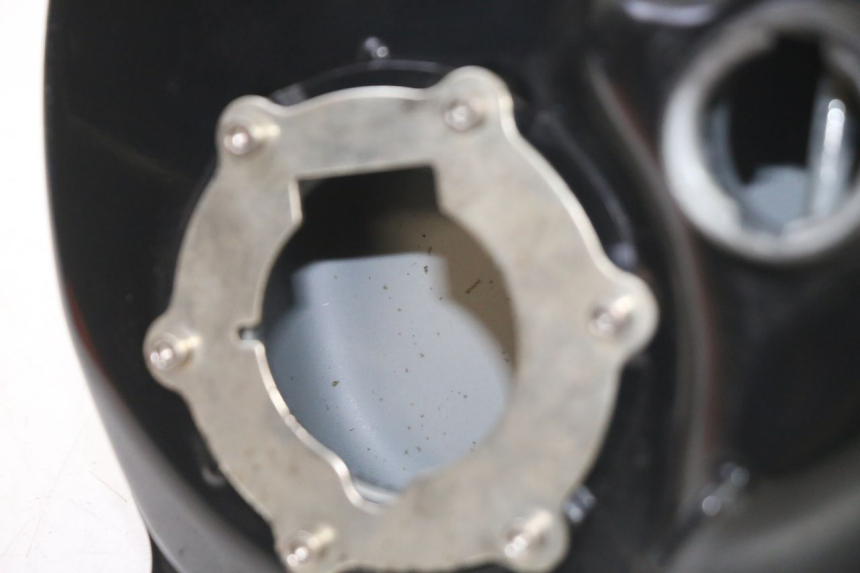 photo de DEPÓSITO DE GASOLINA VENESI FLY RETRO 4T 50 (2020 - 2025) - Otra perspectiva