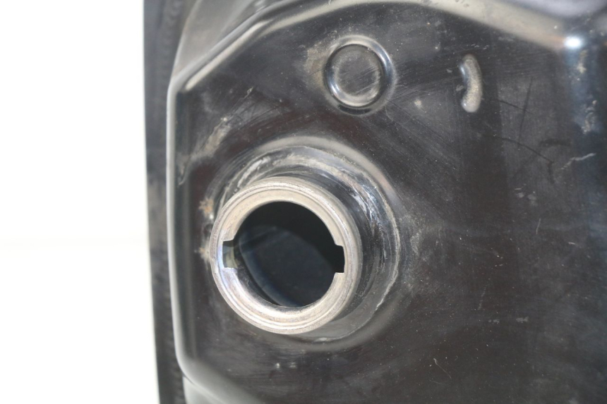 photo de DEPÓSITO DE COMBUSTIBLE HONDA FORZA 125 (2015 - 2016) - Zoom estado de uso