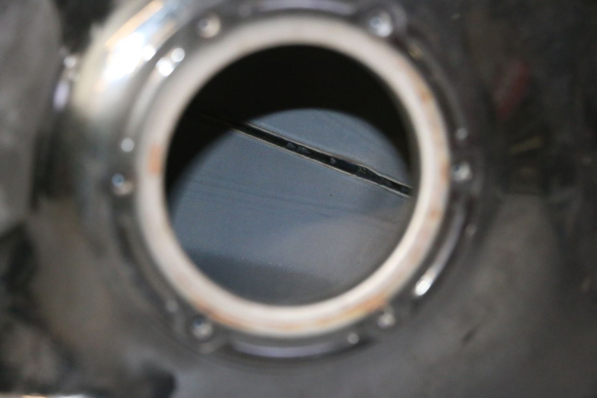 photo de DEPOSITO FUEL YAMAHA FZ6 FAZER S2 600 (2007 - 2011) - Detalle de la pieza