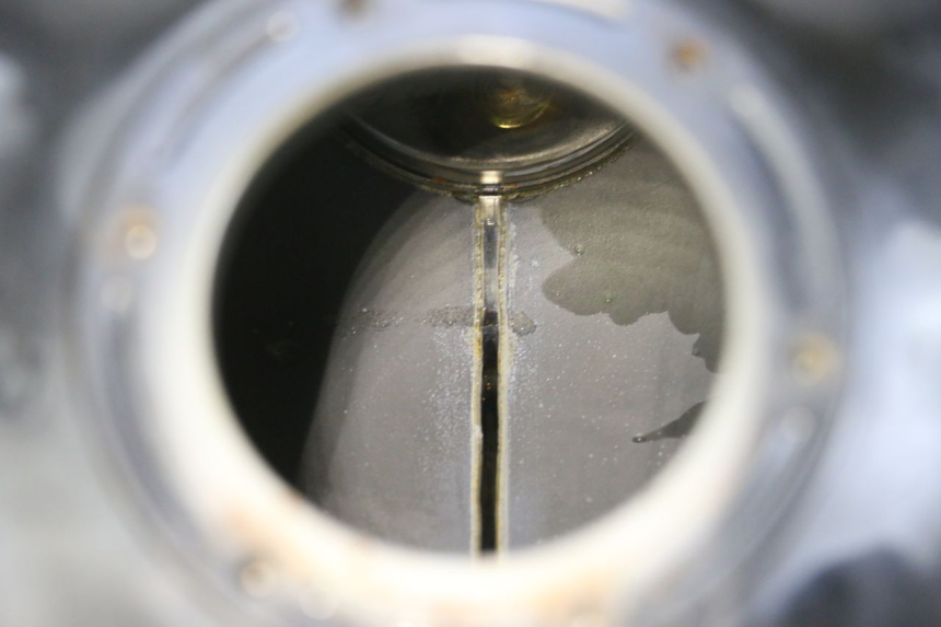 photo de DEPOSITO FUEL YAMAHA FZ6 N FAZER 600 (2004 - 2006) - Zoom estado de uso