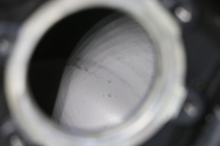 photo de DEPOSITO FUEL BMW G310 R 310 (2016 - 2020) - Primer plano técnico