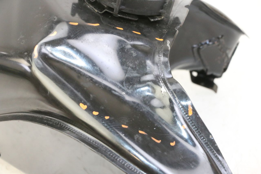 photo de DEPOSITO FUEL BMW G310 R 310 (2016 - 2020) - Marcados y referencias originales