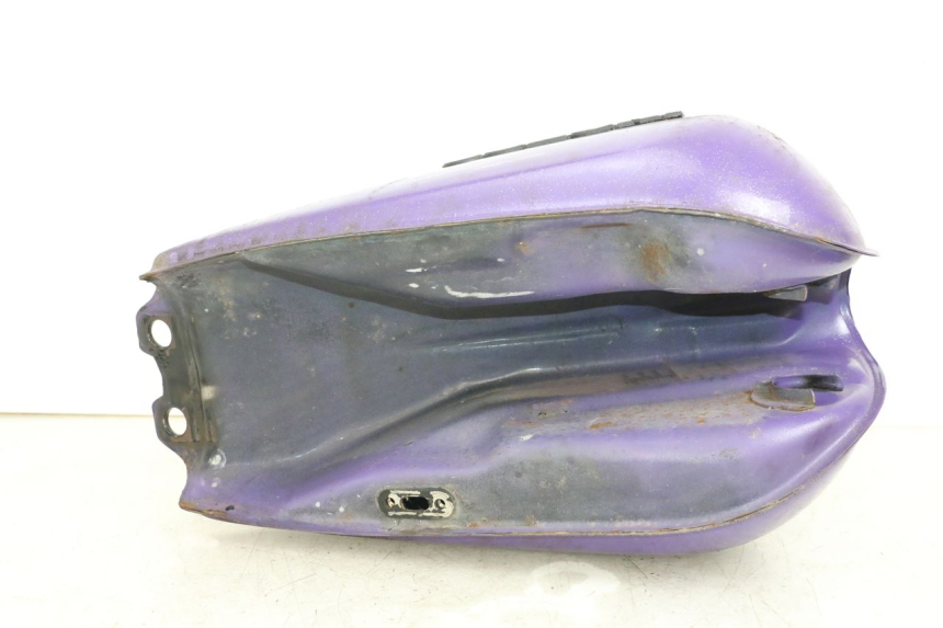 photo de DEPOSITO FUEL SUZUKI GN 125 (1997 - 2000) - Zoom estado de uso