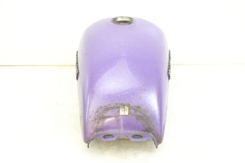 photo de DEPOSITO FUEL SUZUKI GN 125 (1997 - 2000) - Primer plano técnico