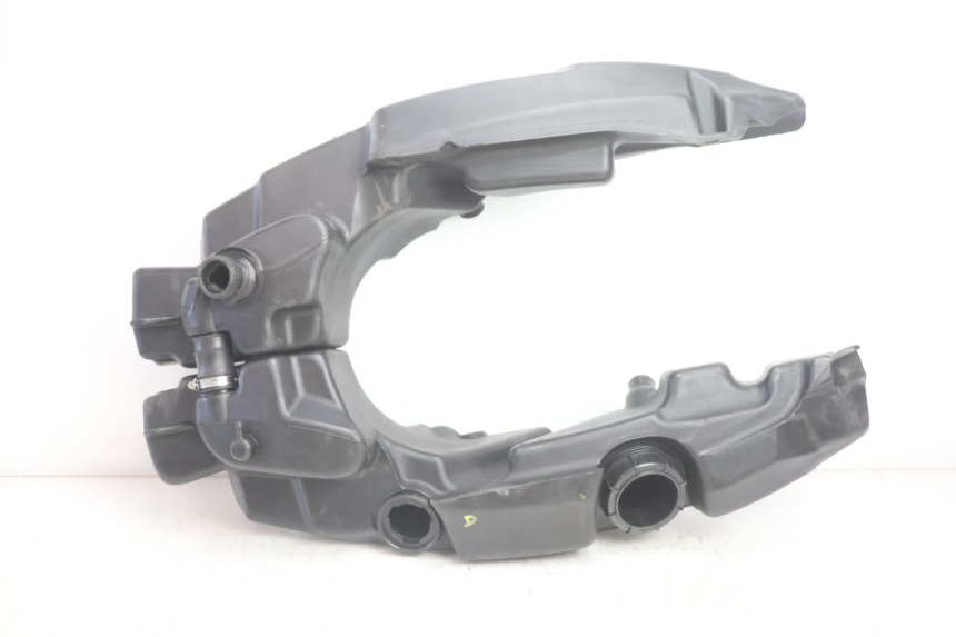 photo de DEPOSITO FUEL GILERA GP 800 (2007 - 2013) - Vista principal