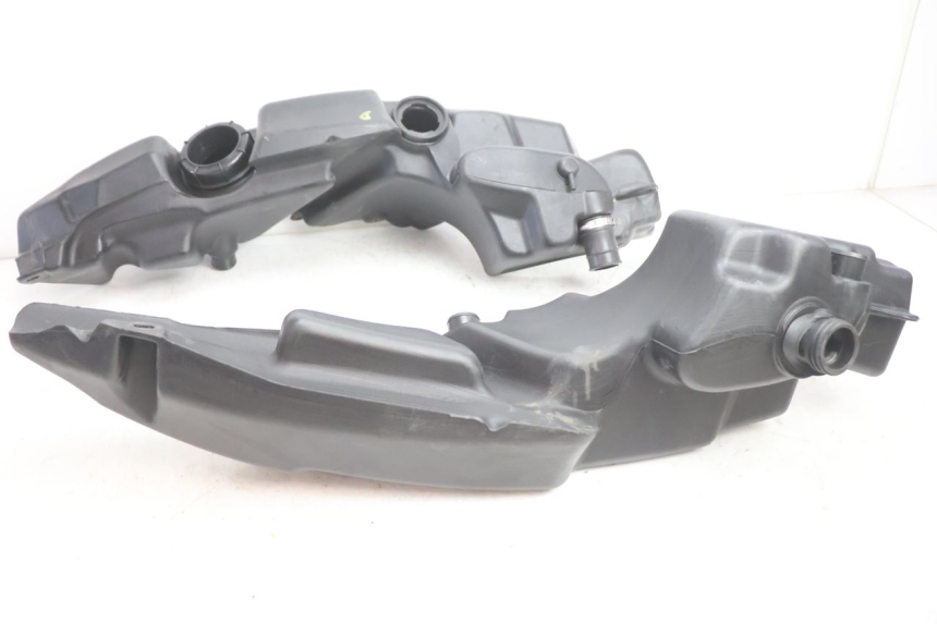 photo de DEPOSITO FUEL GILERA GP 800 (2007 - 2013) - Zoom estado de uso