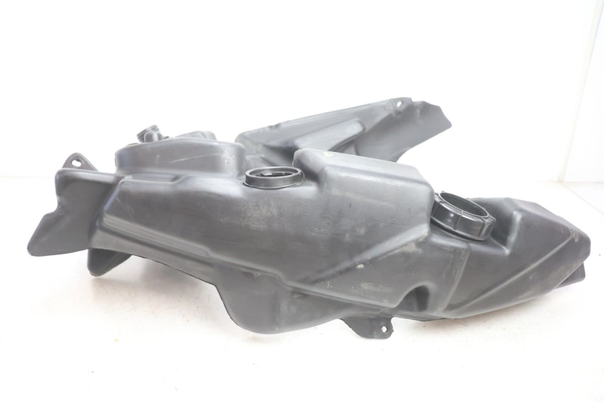 photo de DEPOSITO FUEL GILERA GP 800 (2007 - 2013) - Vista general del producto