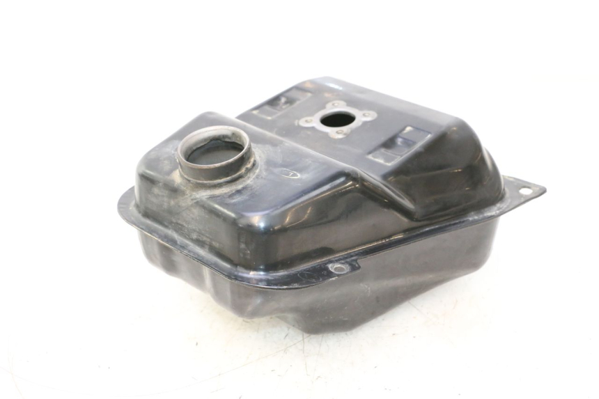 photo de DEPOSITO FUEL TNT MOTOR GRIDO 2T 50 (2010 - 2019) - Estado de la superficie y material