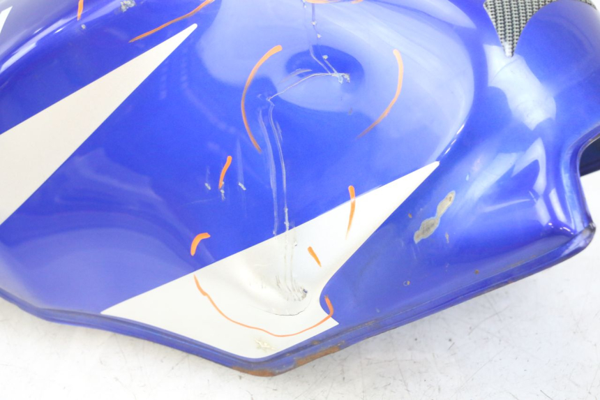 photo de DEPOSITO FUEL SUZUKI GS GSE 500 (2001 - 2003) - Detalle de la pieza