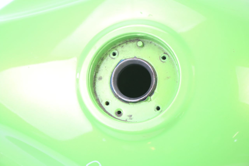 photo de DEPOSITO FUEL SUZUKI GSF N BANDIT 600 (1996 - 1999) - Estado de la superficie y material