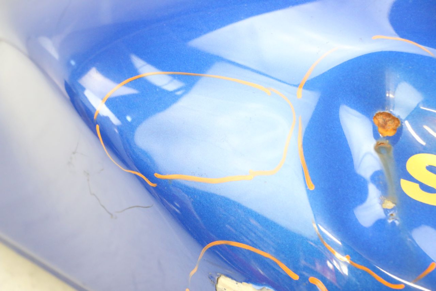 photo de DEPOSITO FUEL SUZUKI GSF S BANDIT 600 (2000 - 2004) - Ángulo de visión alternativo