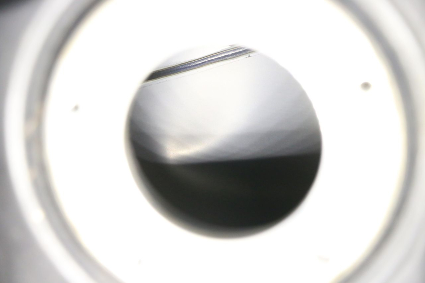 photo de DEPOSITO FUEL SUZUKI GSR 750 (2011 - 2017) - Zoom estado de uso