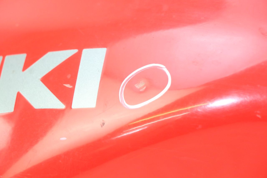 photo de DEPOSITO FUEL SUZUKI GSX F GSXF 750 (1988 - 1998) - Estado de la superficie y material