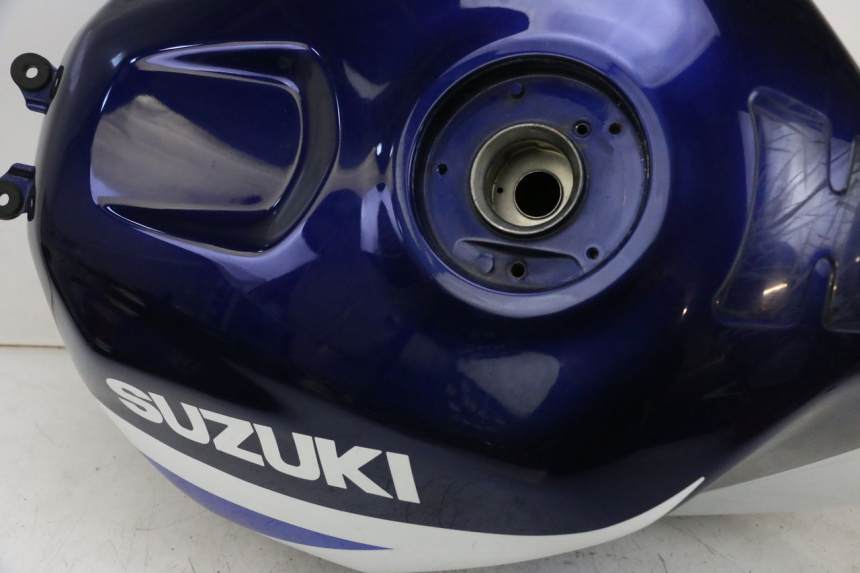 photo de DEPOSITO FUEL SUZUKI GSXR GSX-R 1000 (2003 - 2004) - Otra perspectiva