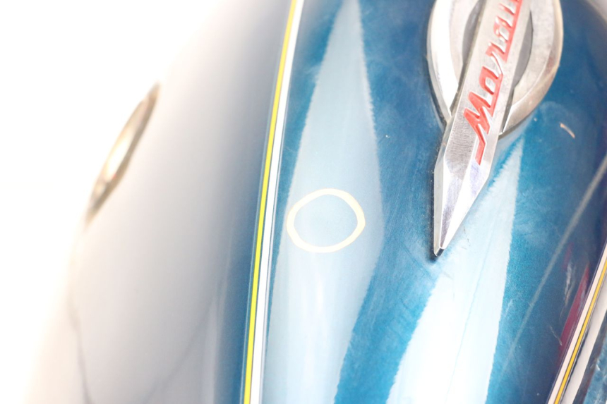 photo de DEPOSITO FUEL SUZUKI GZ MARAUDER 125 (1998 - 2004) - Detalle de la pieza