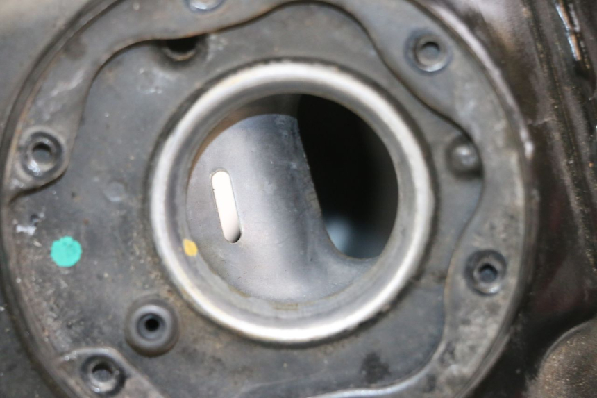 photo de DEPOSITO FUEL HUSQVARNA SVARTPILEN 401 (2018 - 2023) - Zoom estado de uso