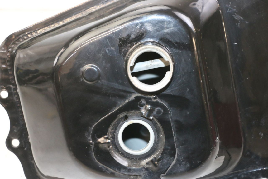 photo de DEPOSITO FUEL JM MOTORS VX 125 (2022 - 2025) - Detalle de la pieza