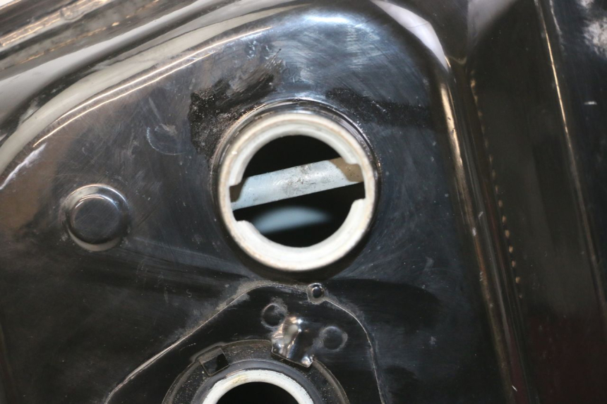 photo de DEPOSITO FUEL JM MOTORS VX 125 (2022 - 2025) - Zoom estado de uso