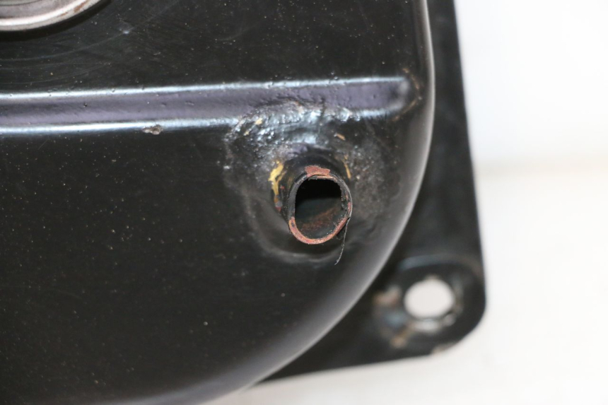 photo de DEPÓSITO DE COMBUSTIBLE RIDE KALLIO 50 (2010 - 2019) - Primer plano técnico