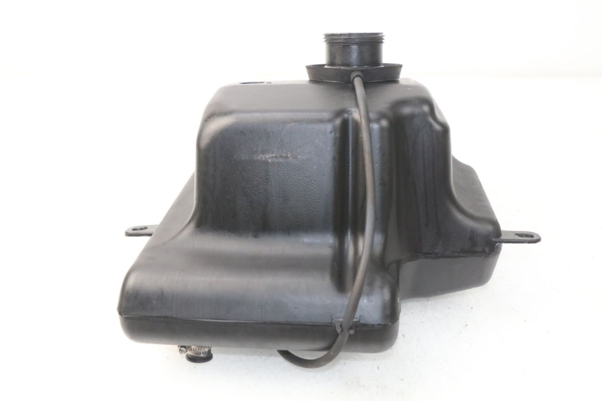 photo de DEPOSITO FUEL PEUGEOT KISBEE 2T 50 (2010 - 2017) - Otra perspectiva