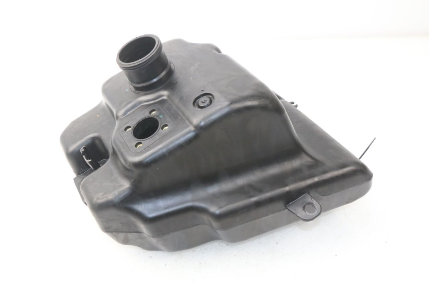 photo de DEPOSITO FUEL PEUGEOT KISBEE 4T 50 (2010 - 2017) - Otra perspectiva