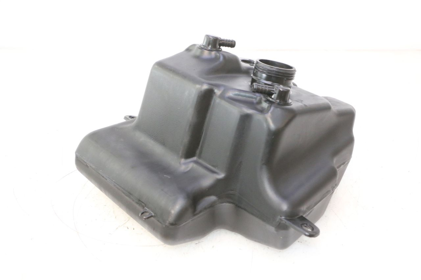 photo de DEPOSITO FUEL PEUGEOT KISBEE 4T 50 (2023 - 2026) - Vista principal