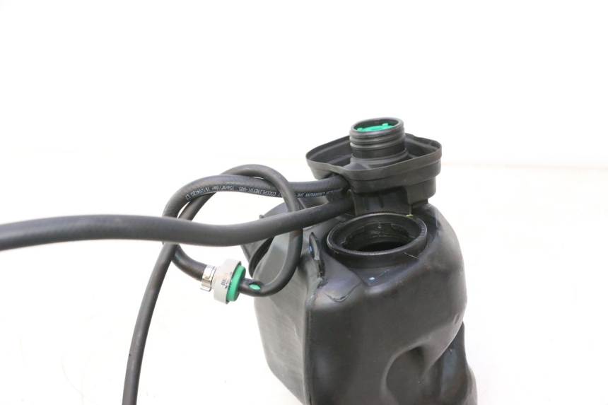 photo de DEPÓSITO DE COMBUSTIBLE PIAGGIO LIBERTY IGET 4T 50 (2015 - 2020) - Detalle de la pieza