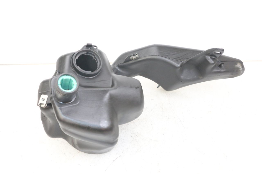 photo de DEPóSITO DE GASOLINA PIAGGIO LIBERTY 125 (2009 - 2013) - Vista principal