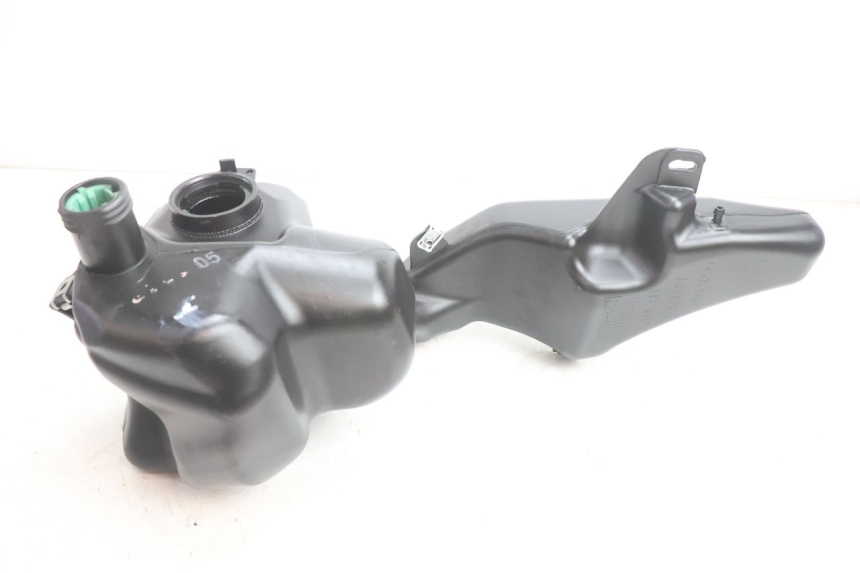 photo de DEPOSITO FUEL PIAGGIO LIBERTY 125 (1998 - 2008) - Otra perspectiva