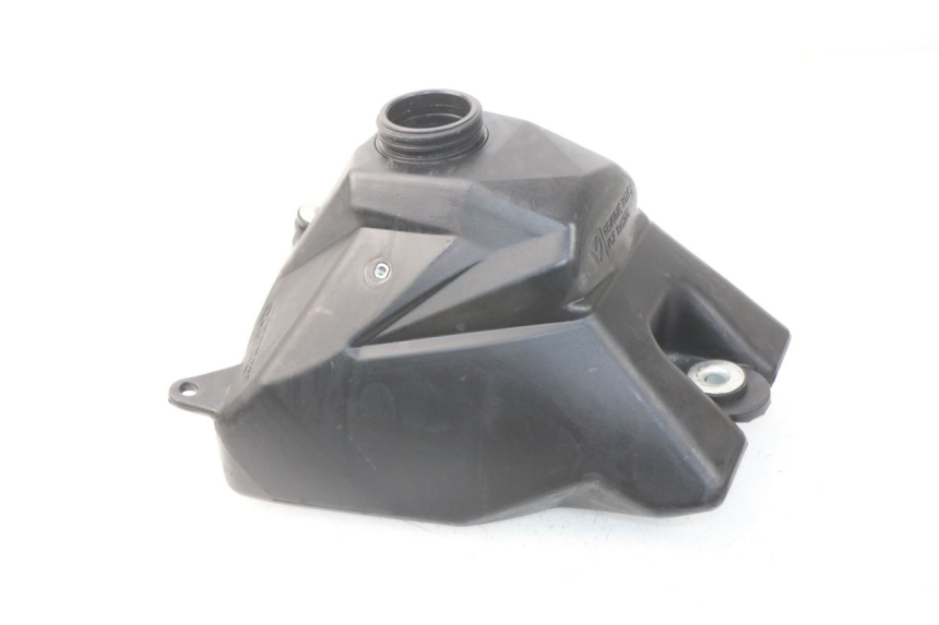 photo de DEPOSITO FUEL YCF LITE F 125 - Zoom estado de uso
