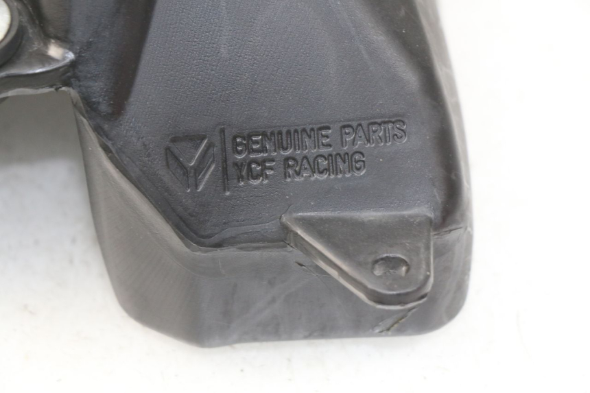 photo de DEPOSITO FUEL YCF LITE F 125 - Otra perspectiva