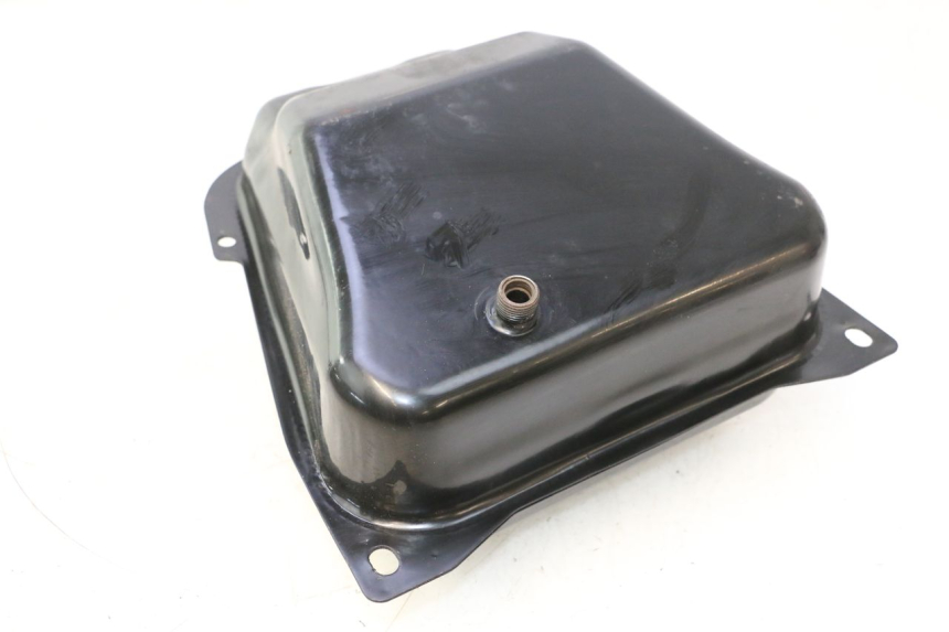 photo de DEPOSITO FUEL LONGJIA LJ50QT 8M 2T 50 (2010 - 2017) - Primer plano técnico