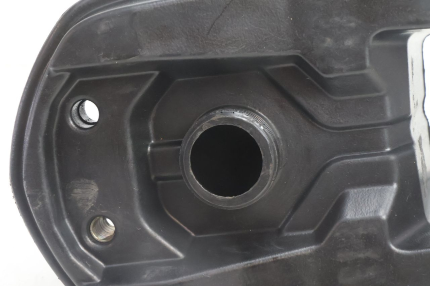 photo de DEPÓSITO DE COMBUSTIBLE PEUGEOT LUDIX BLASTER 50 (2006 - 2014) - Detalle de la pieza