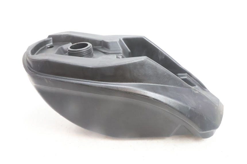photo de DEPÓSITO DE COMBUSTIBLE PEUGEOT LUDIX BLASTER 50 (2006 - 2014) - Primer plano técnico