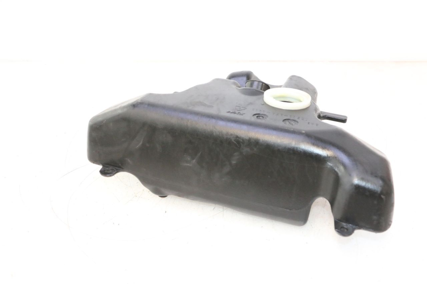 photo de DEPOSITO FUEL SYM MIO 50 (2005 - 2010) - Otra perspectiva