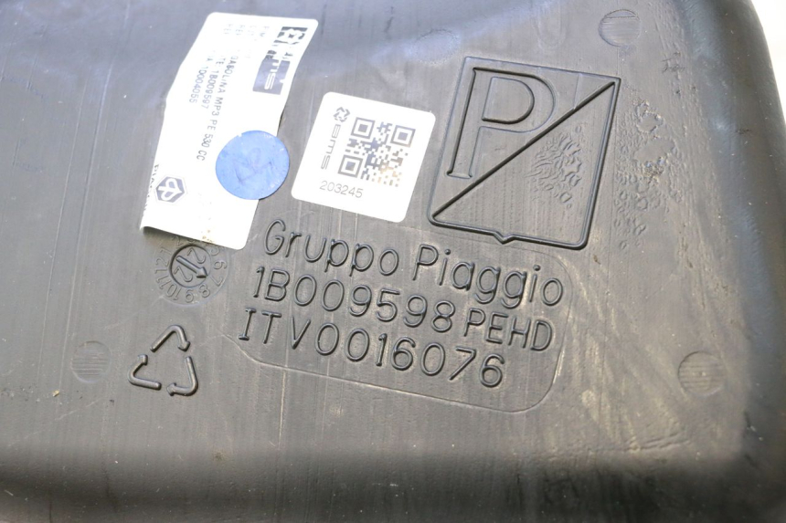 photo de DEPOSITO FUEL PIAGGIO MP3 HPE 530 (2022 - 2026) - Detalle de la pieza