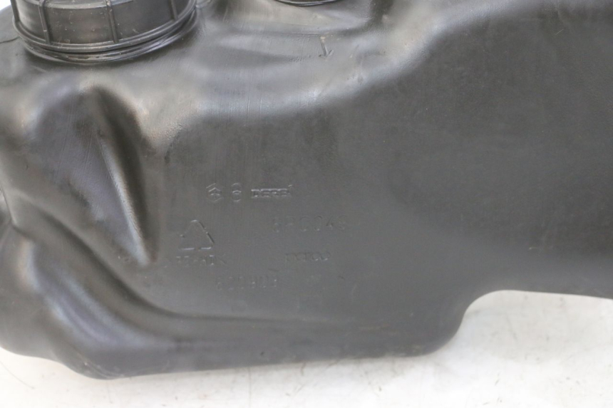 photo de DEPÓSITO DE GASOLINA PIAGGIO MP3 LT 300 (2010 - 2016) - Detalle de la pieza