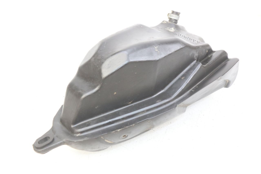 photo de DEPÓSITO DE COMBUSTIBLE RIEJU MRT 50 (2009 - 2017) - Zoom estado de uso