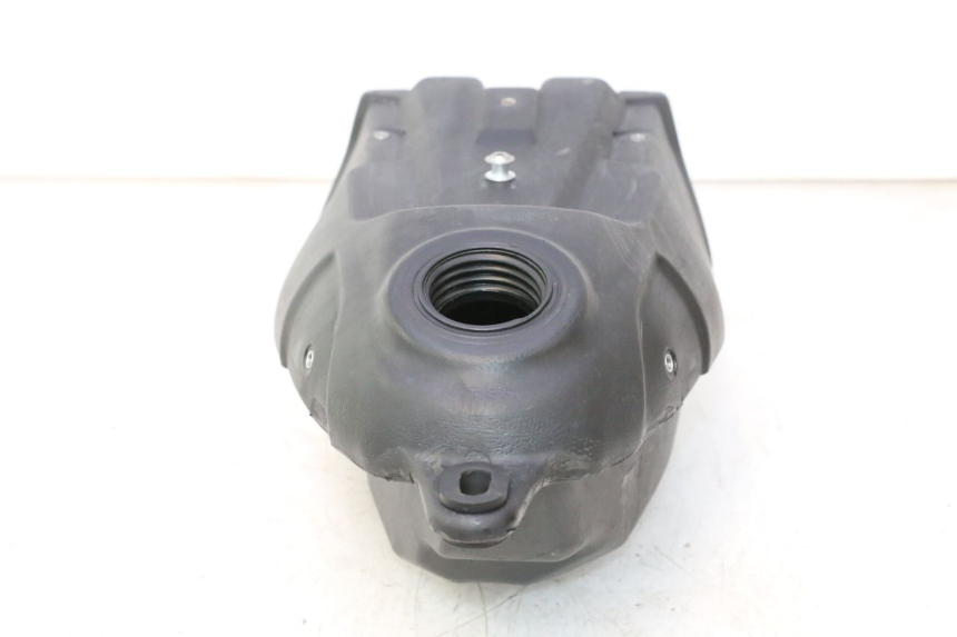 photo de DEPOSITO FUEL RIEJU MRT PRO SUPERMOTARD 50 (2007 - 2018) - Zoom estado de uso