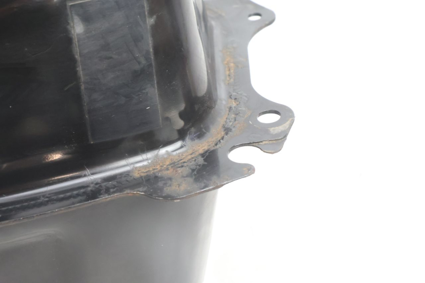 photo de DEPOSITO FUEL YAMAHA N-MAX NMAX 125 (2021 - 2024) - Zoom estado de uso