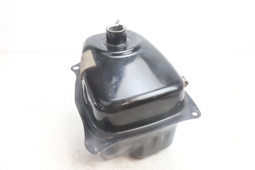 photo de DEPOSITO FUEL YAMAHA N-MAX NMAX 125 (2021 - 2024) - Otra perspectiva