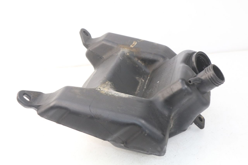 photo de DEPÓSITO DE COMBUSTIBLE PIAGGIO NEW TYPHOON 50 (2010 - 2017) - Otra perspectiva