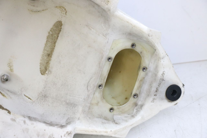 photo de DEPOSITO FUEL MOTO GUZZI NORGE 8V GT 1200 (2011 - 2016) - Zoom estado de uso