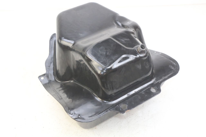 photo de DEPÓSITO DE COMBUSTIBLE SYM ORBIT 2 4T 50 (2018 - 2022) - Primer plano técnico