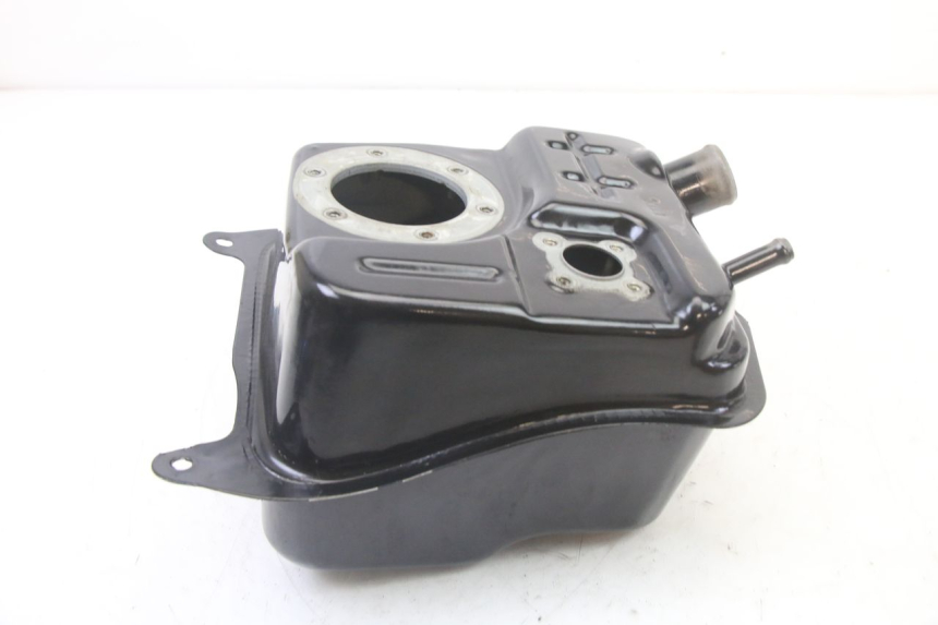 photo de DEPOSITO FUEL SYM ORBIT III 3 4T 50 (2021 - 2025) - Detalle de la pieza
