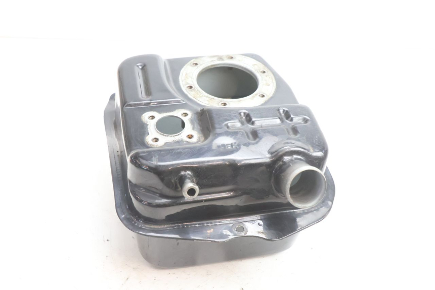 photo de DEPOSITO FUEL SYM ORBIT III 3 4T 50 (2021 - 2025) - Detalle de la pieza
